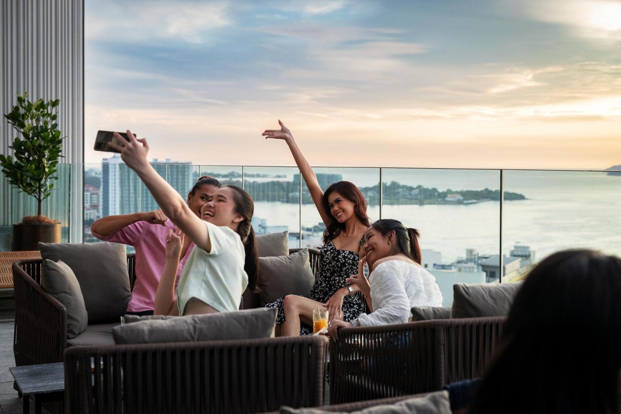 Hyatt Centric Kota Kinabalu Hotell Eksteriør bilde